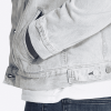 Usher - Image 4